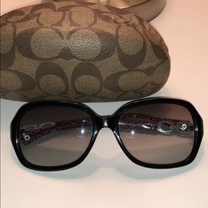 Coach sunglasses☀️